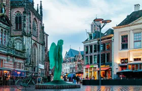 Zwolle audio walking tour with historic landmarks and hidden crown