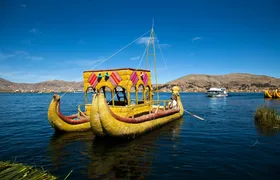 Full-Day Tour to the Lake Islands of Uros and Taquile with Lunch