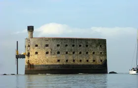 Fort boyard sailing cruise on a catamaran from La Rochelle