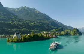 Day ticket for unlimited boat rides on Lake Brienz