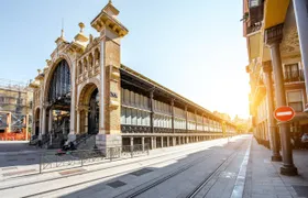 Market tour and Spanish cooking class in Zaragoza