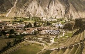 Full-day Tour to Sacred Valley from Cusco: Ollantaytambo, Chinchero, and Yucay Museum with Lunch