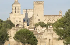 Walking Tour of Avignon and Popes' Palace