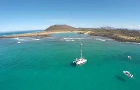 Oby catamaran cruise to Lobos Island with snorkelling