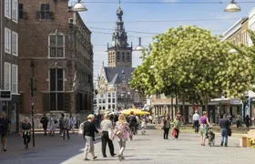 Nijmegen audio walking tour with landmarks and legends